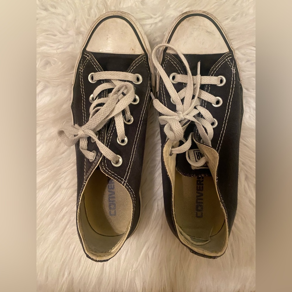 Converse well loved💗